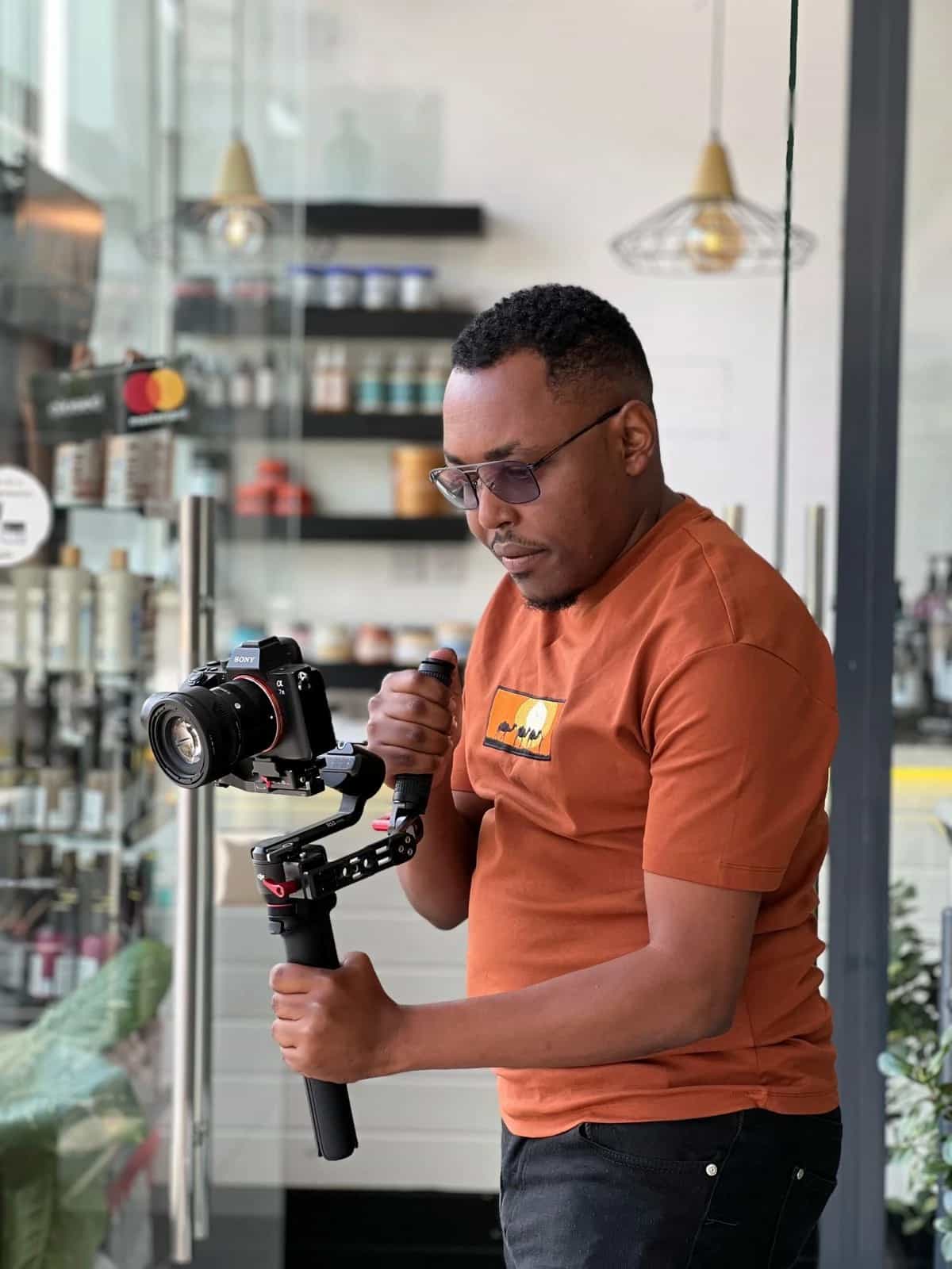 Abraham Kariuki - Full-Stack Software Developer